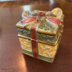 Vintage Fitz and Floyd Seasonal Ceramic Lidded Box Candle